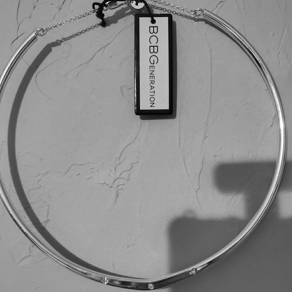 NECK CHOKER